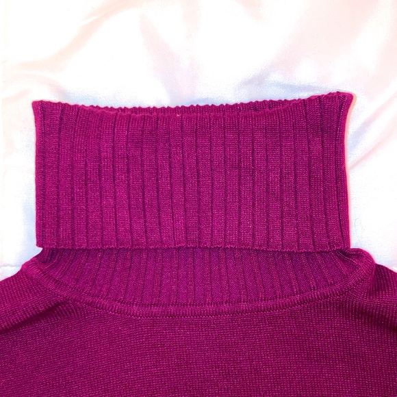 Purple turtleneck - Picture 3 of 4